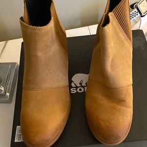 Sorel waterproof wedge boots